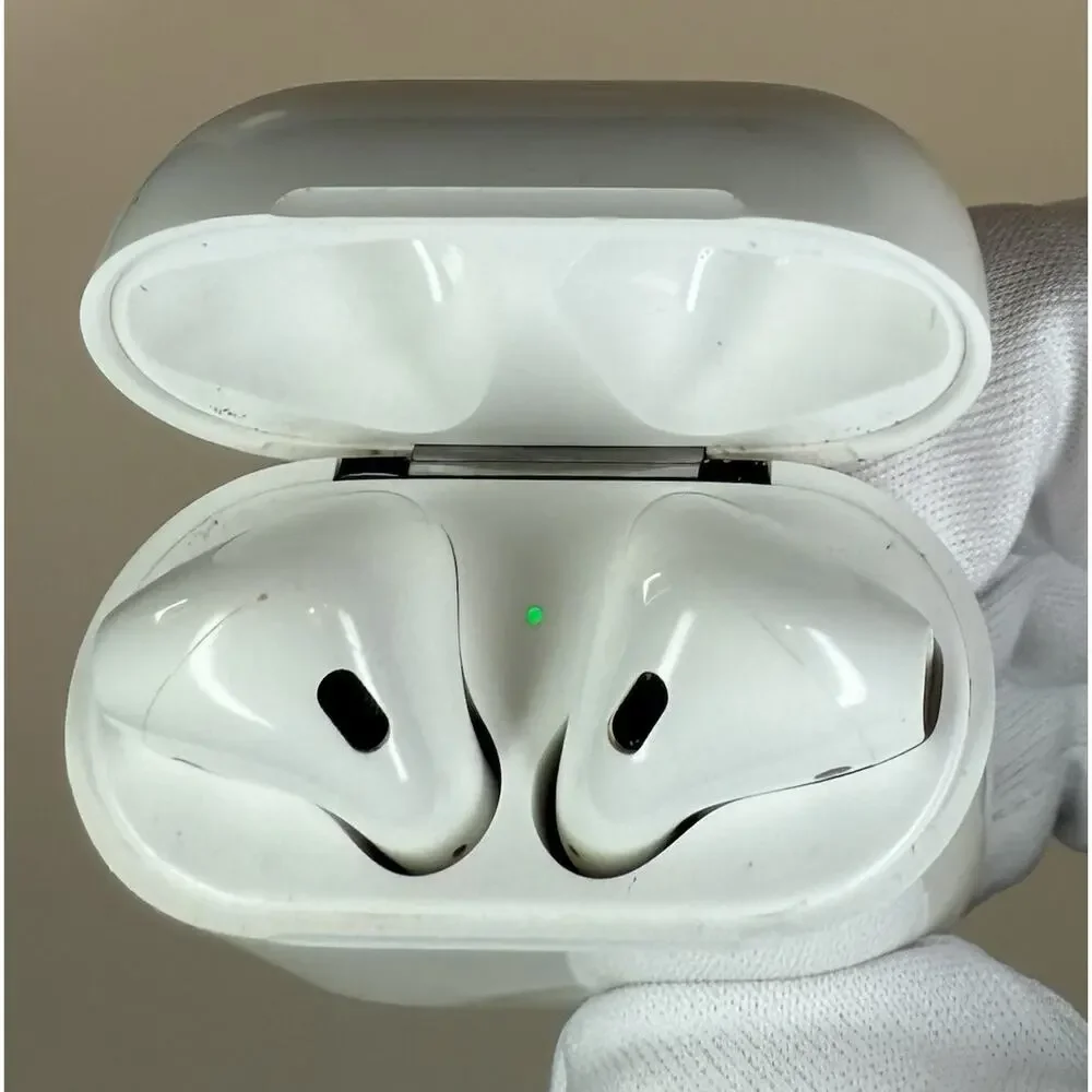 2nd generation AirPods Bluetooth Right EarBud Replacement, White, OS, 81-19